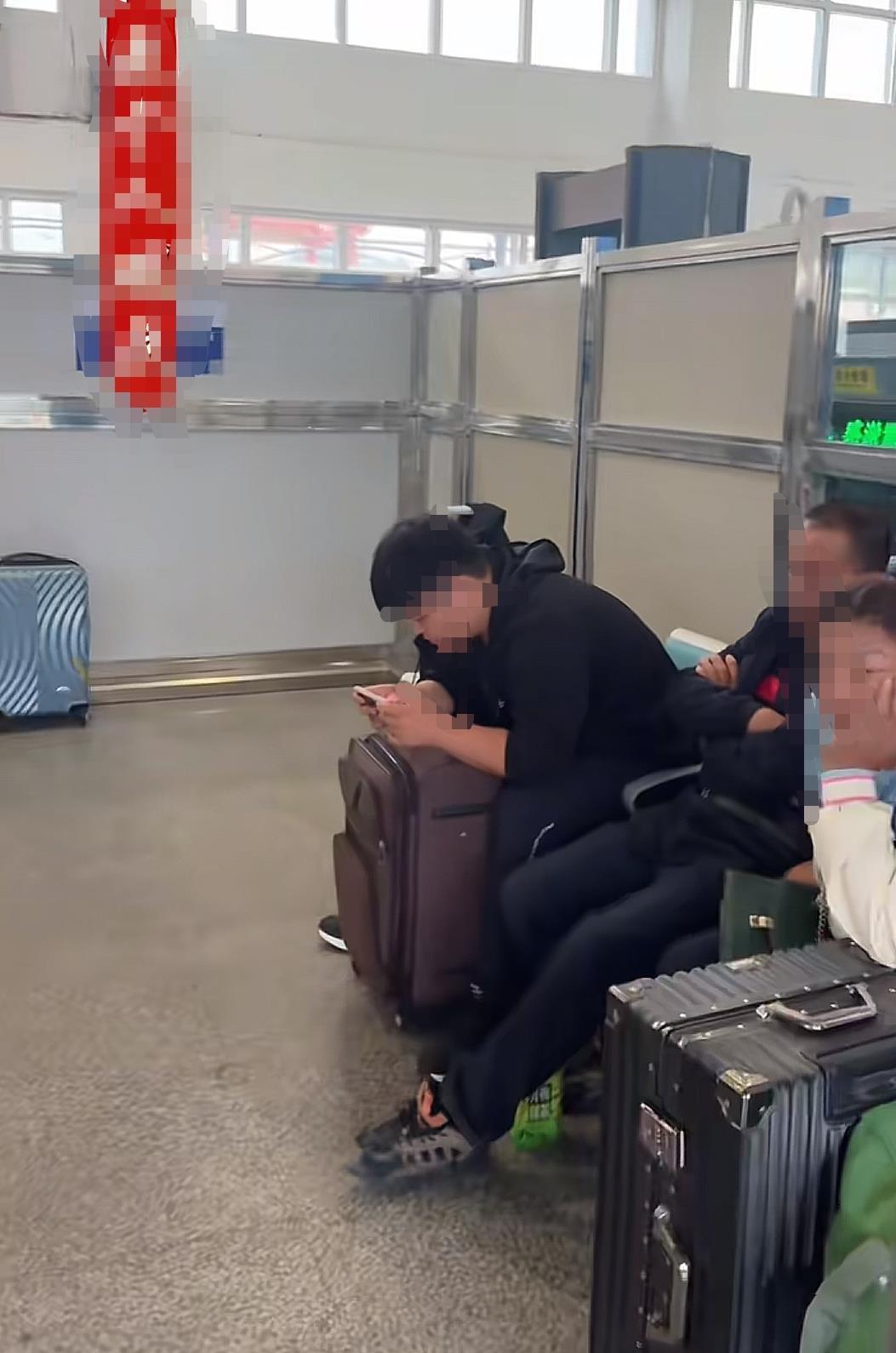 火車站不讓旅客進候車室候車？吉林磐石站回應：因車次較少分時段開放