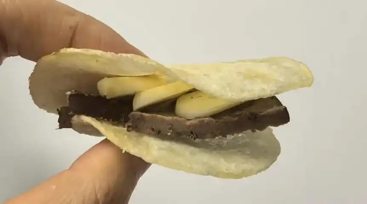 奶皮子糖葫蘆之后“肝脆蒜了”爆火!警惕獵奇“嘗鮮”背后的健康隱患