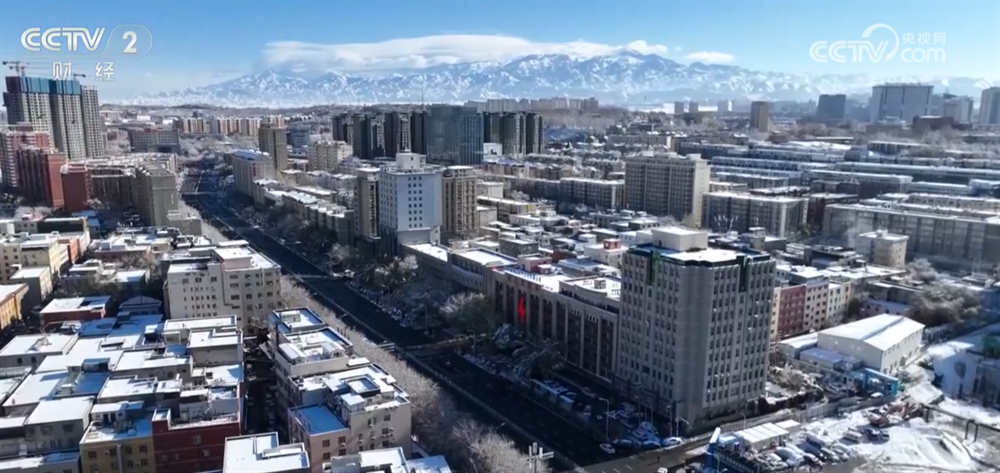 強冷空氣來襲 多地鐵路部門加大運力確保群眾“溫暖過冬”