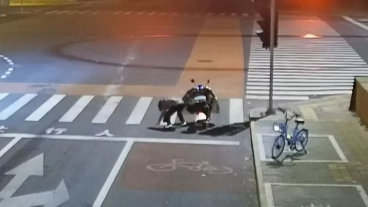 警示!男子醉酒后騎行,接連摔倒6次后不幸身亡